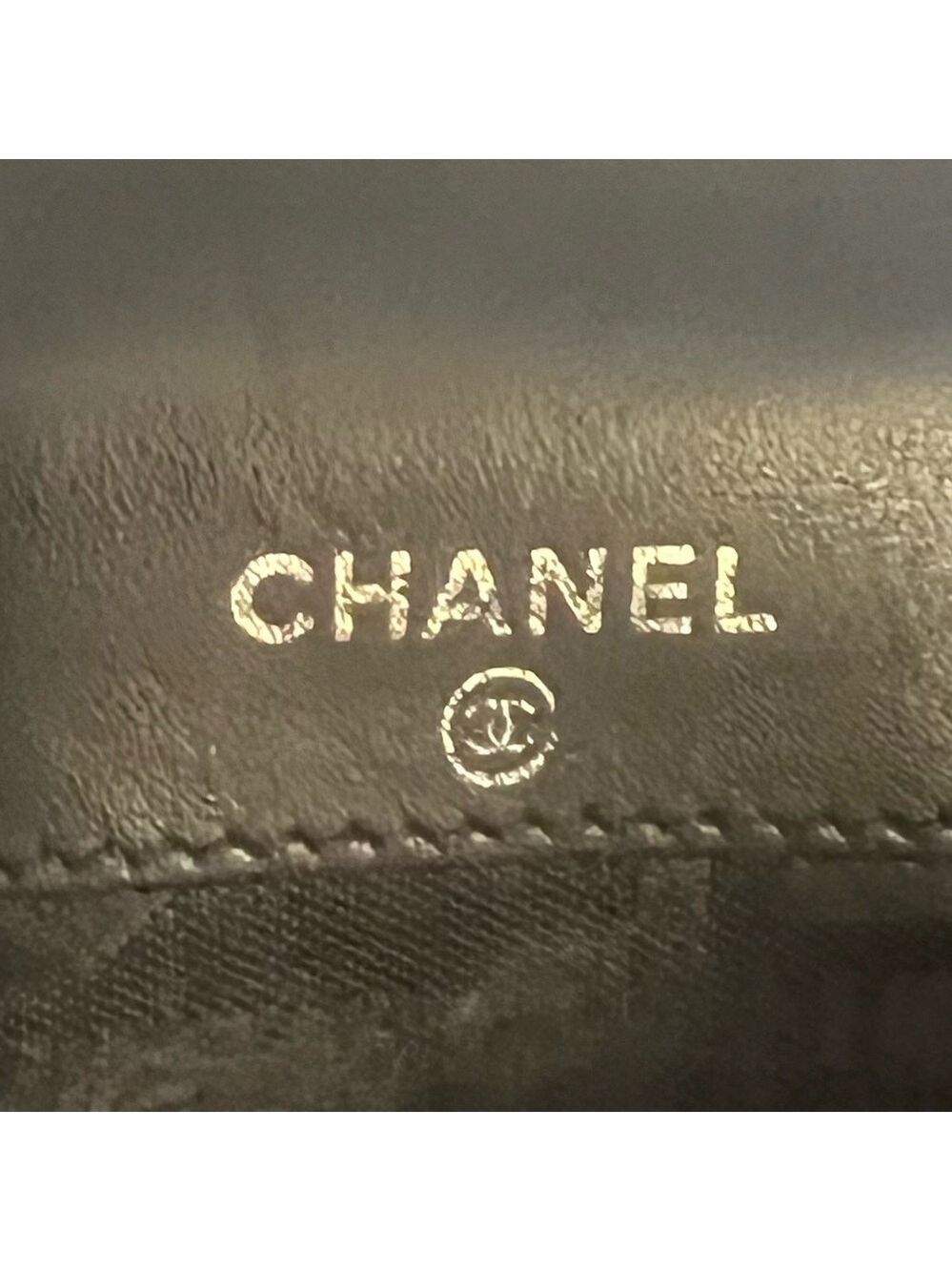 ❤️CHANEL PRECIOUS SYMBOLS ICON LUCKY COMPACT WALLET - Picture 13 of 16